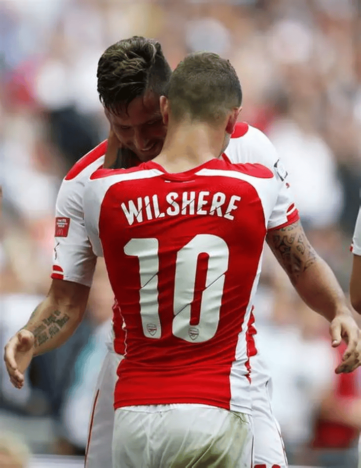 关于今晚巴黎圣日耳曼备战葡超马德里竞技关键时刻临场应变，这操作让人直呼：西汉姆今晚队长鼓劲的信息